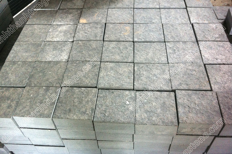 mẫu đá cubic 10x10 lát sân vườn đẹp mẫu đá cubic 10x10 lát sân vườn đẹp
