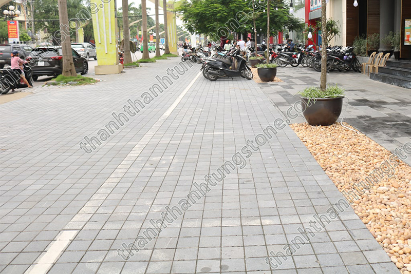 đá cubic lát thẳng